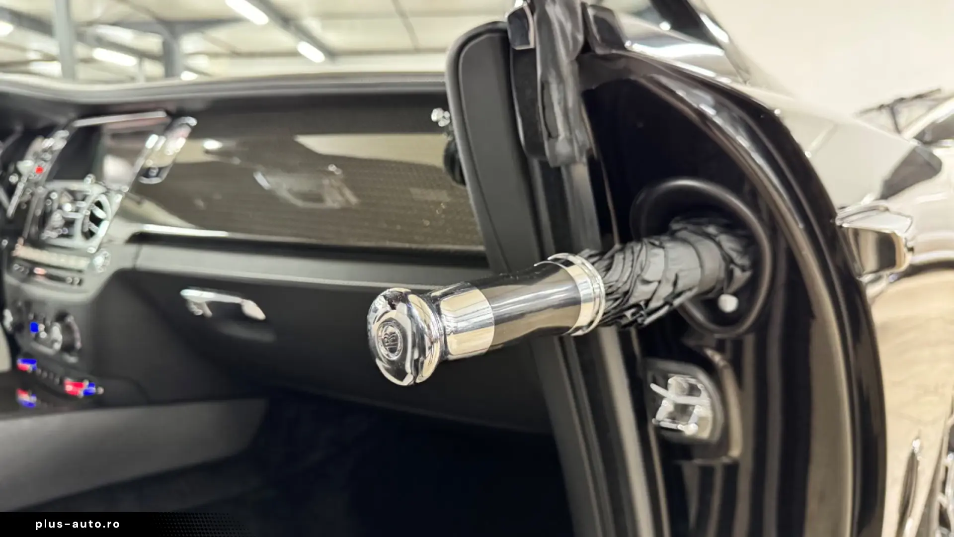 Rolls-Royce Wraith BLACK
