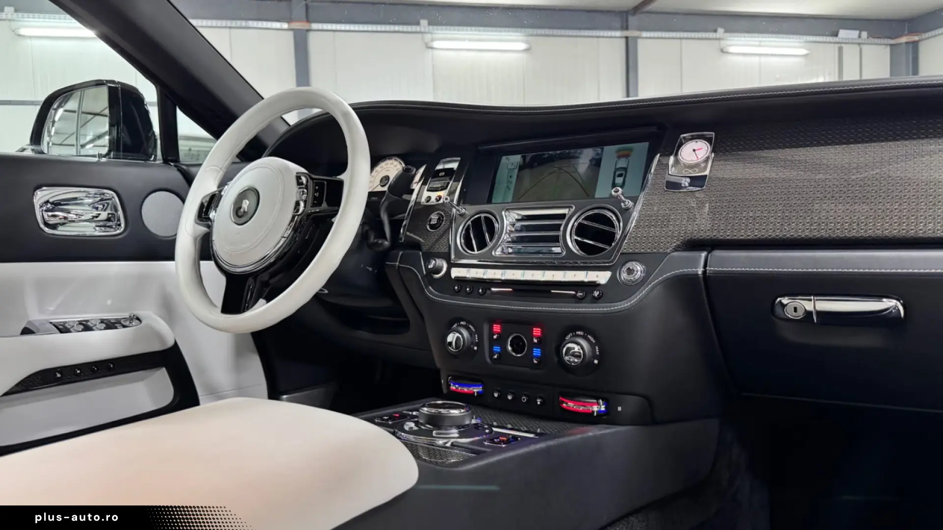 Rolls-Royce Wraith BLACK