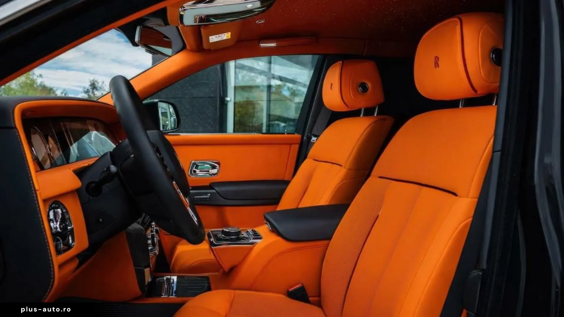 Rolls-Royce Phantom EWB 4-SEATS BESPOKE