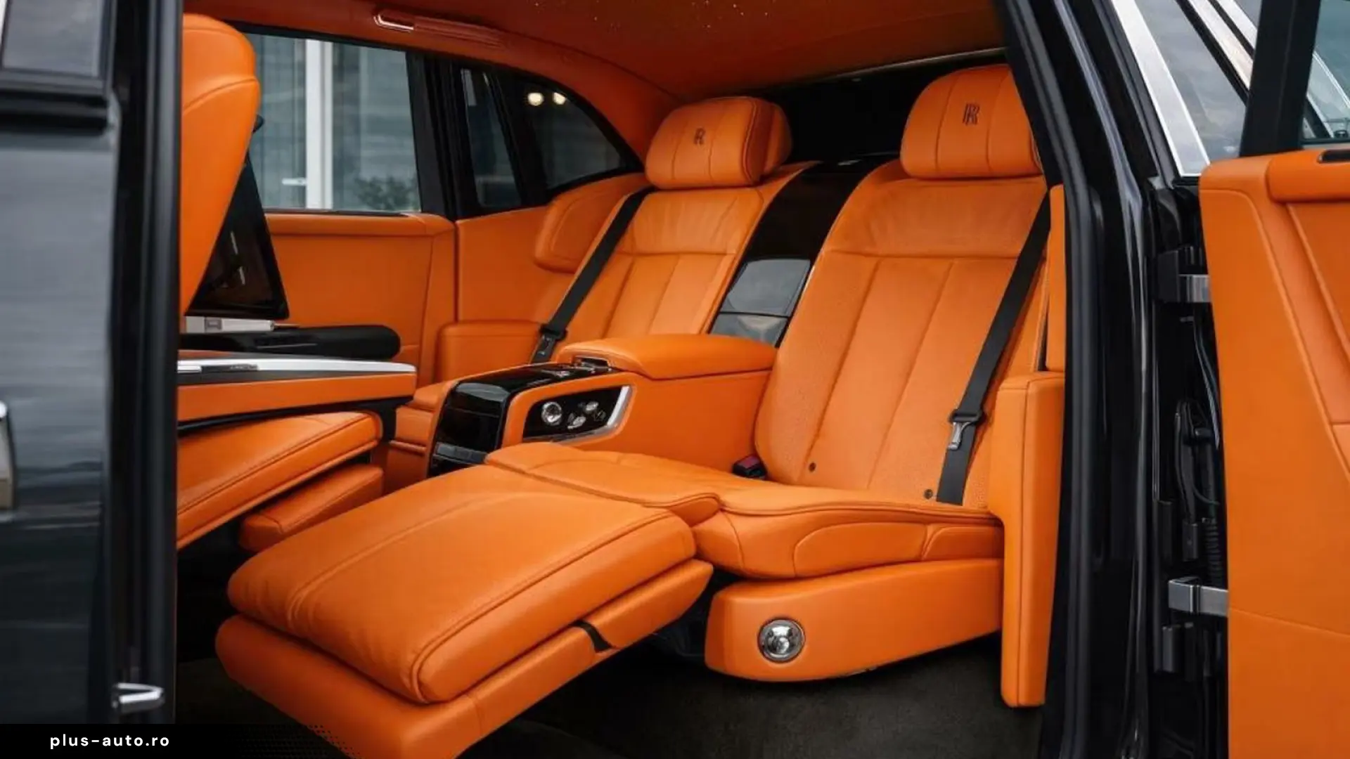 Rolls-Royce Phantom EWB 4-SEATS BESPOKE