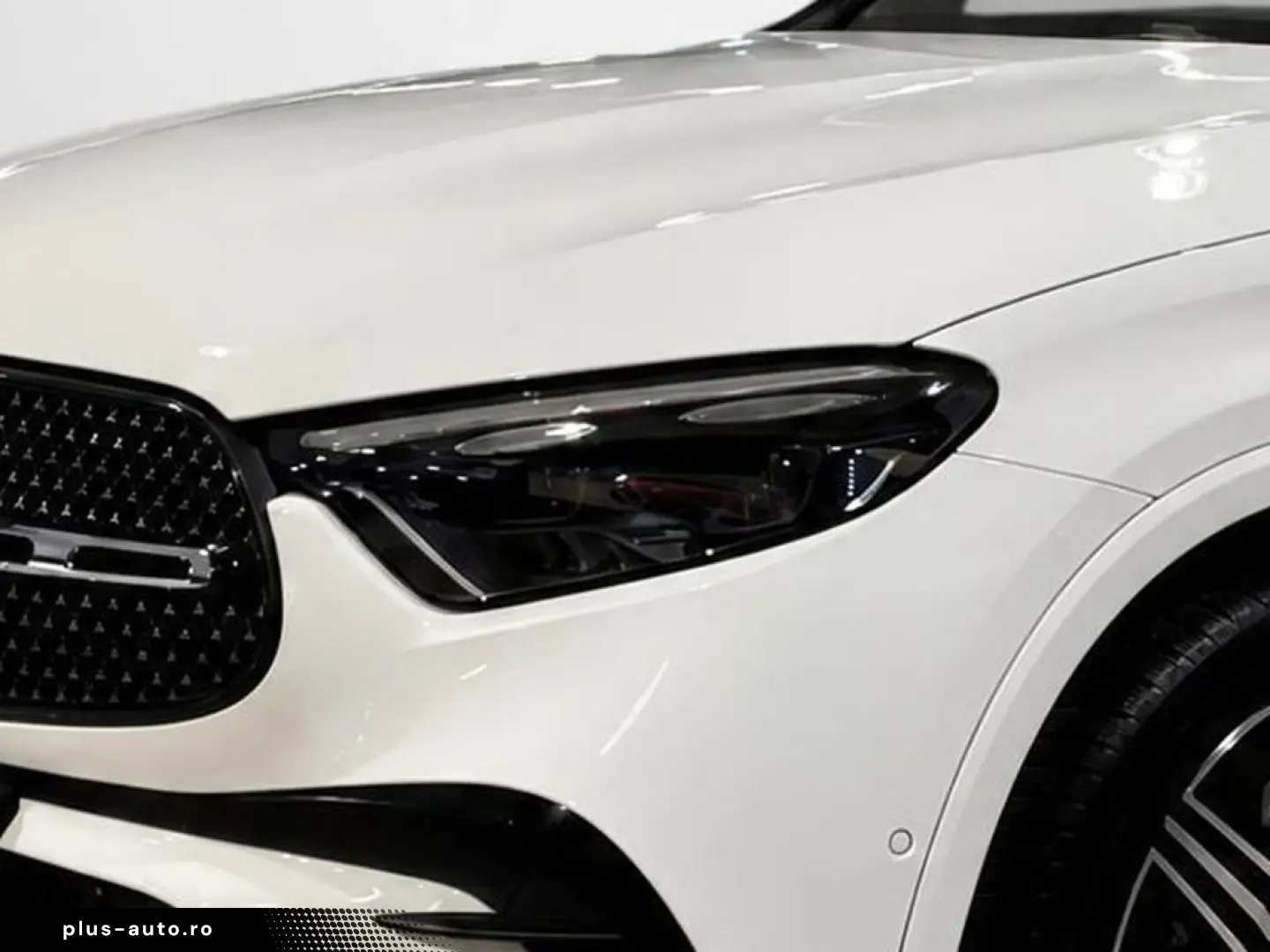 MERCEDES-BENZ GLC 220 d COUPE 4M AMG NIGHT PANO AHK 360