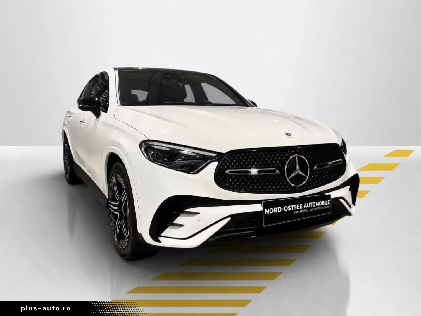 MERCEDES-BENZ GLC 220 d COUPE 4M AMG NIGHT PANO AHK 360