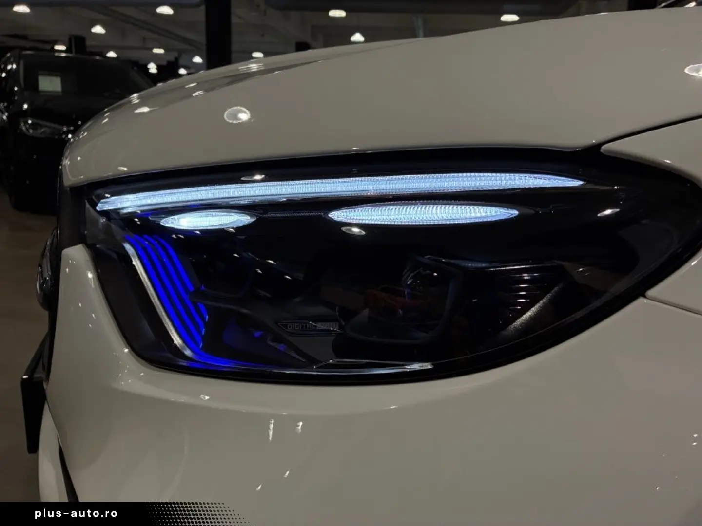 MERCEDES-BENZ GLC 220 d COUPE 4M AMG NIGHT PANO AHK 360