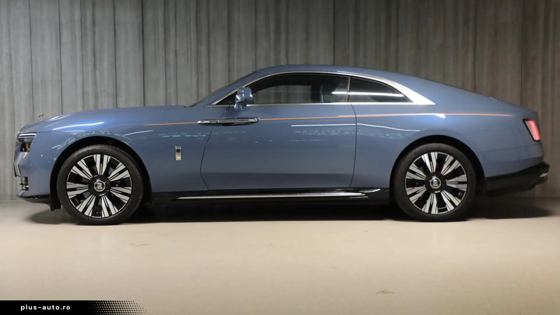 Rolls-Royce Spectre - Starlight roofliner