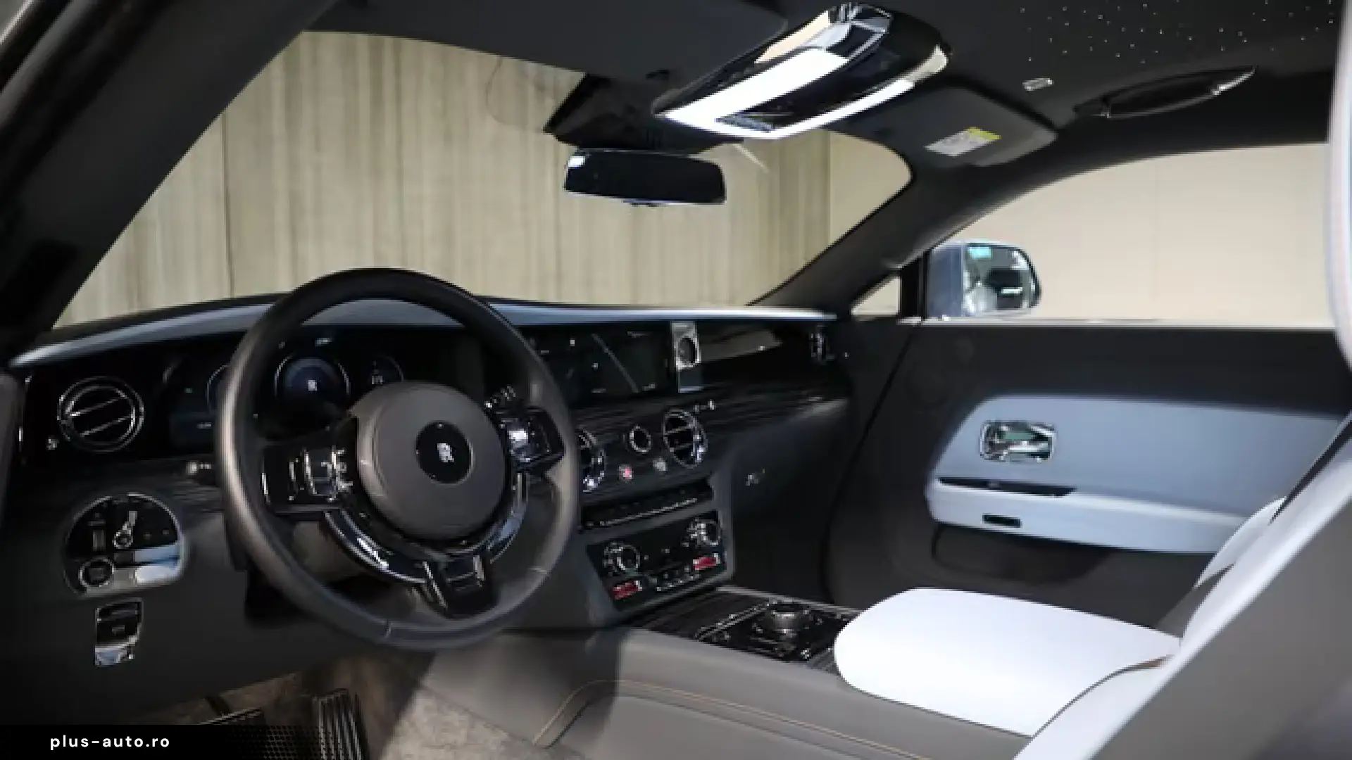 Rolls-Royce Spectre - Starlight roofliner