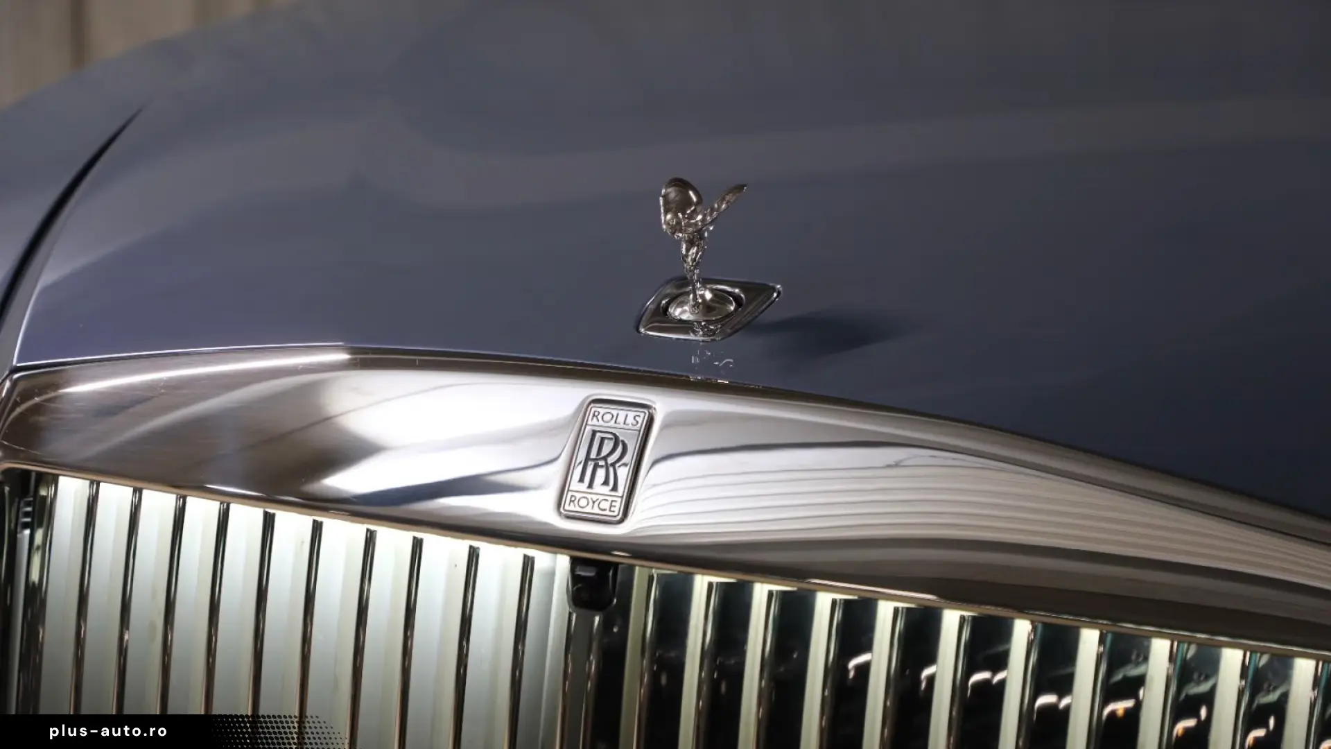 Rolls-Royce Spectre - Starlight roofliner