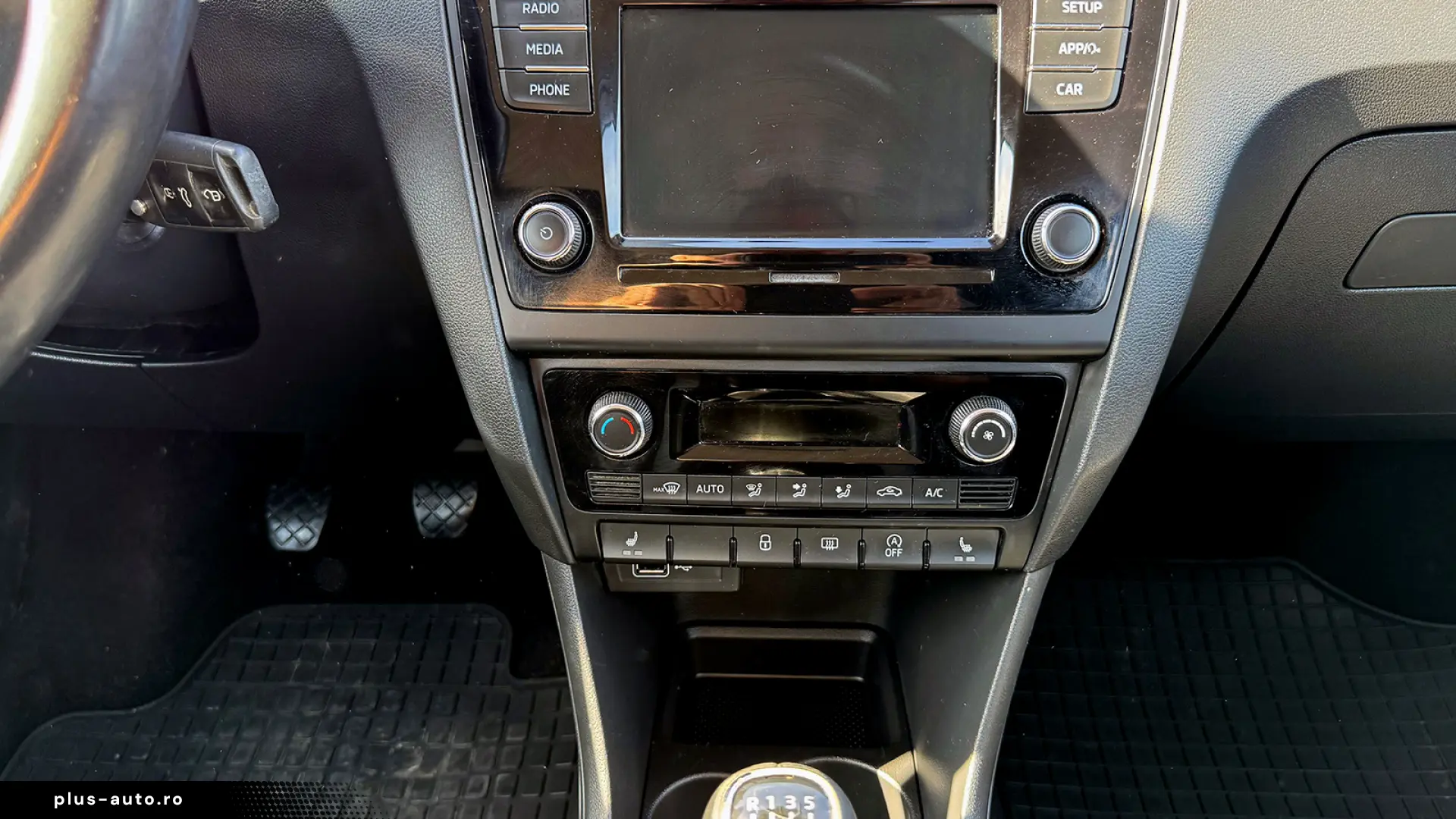 Skoda RAPID 1.0 TSI Ambition
