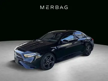 MERCEDES-BENZ A 200 d Limousine AMG NIGHT