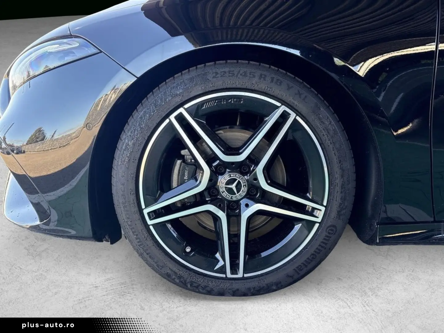MERCEDES-BENZ A 200 d Limousine AMG NIGHT