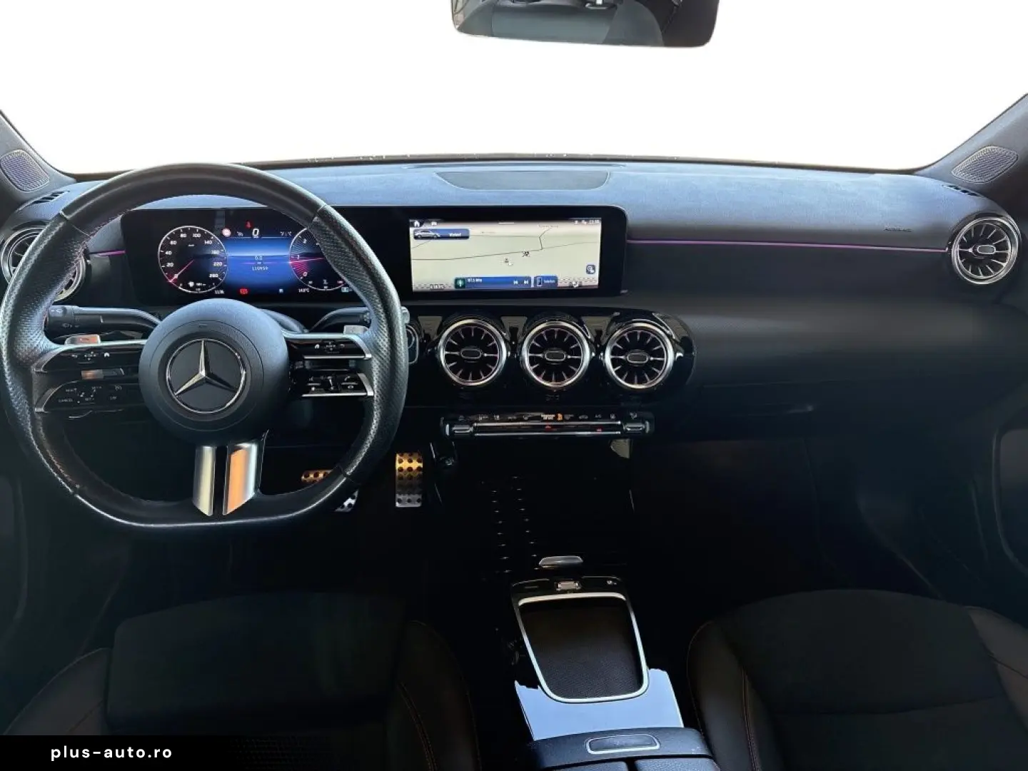 MERCEDES-BENZ A 200 d Limousine AMG NIGHT