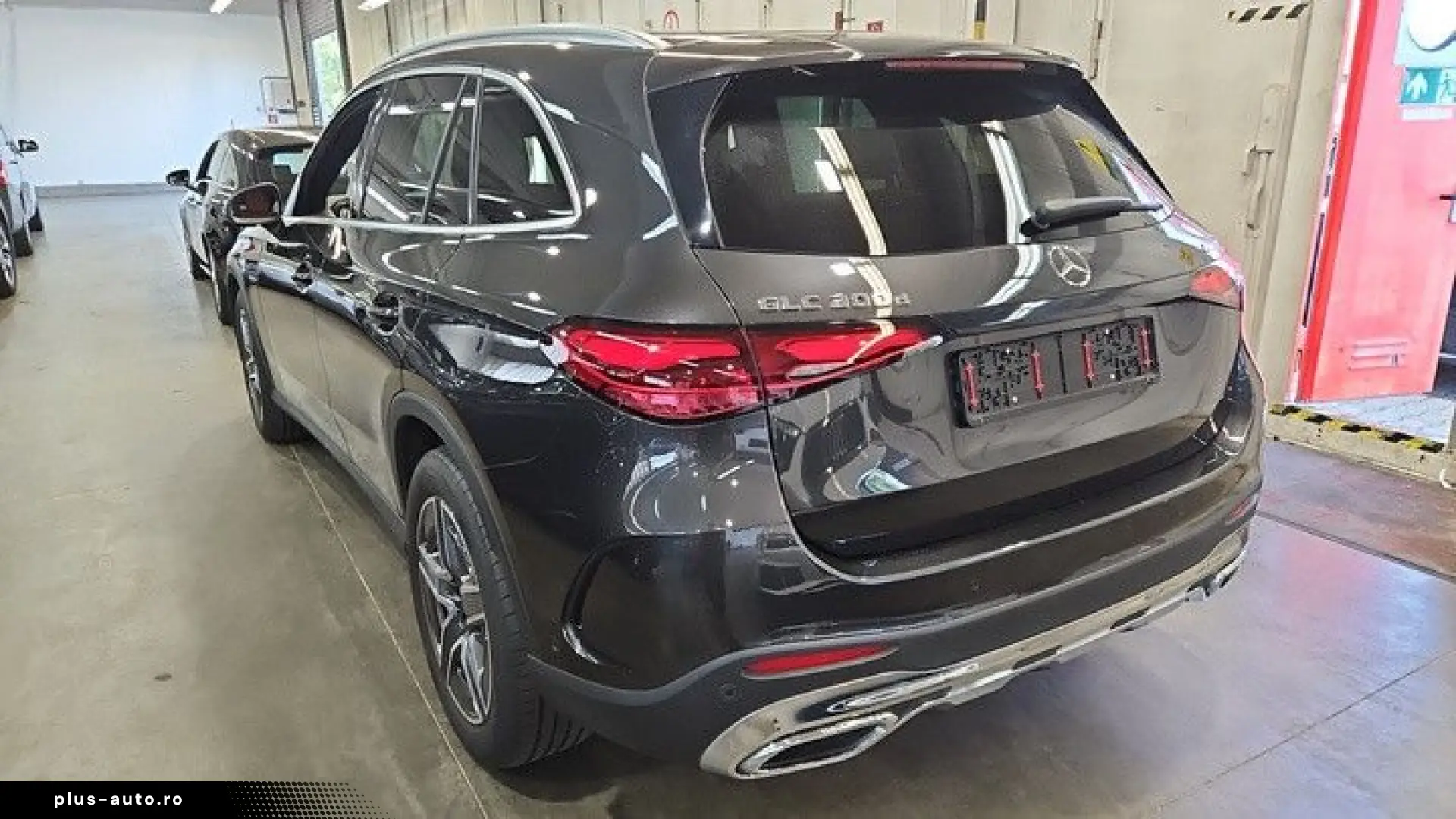 MERCEDES-BENZ GLC 300d  4Matic  AMG-Paket