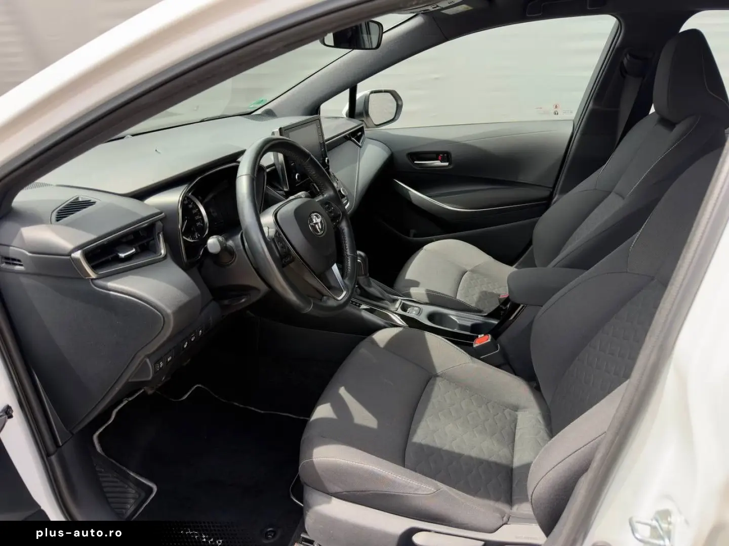 TOYOTA Corolla Hybrid Comfort LED NAV KAMERA