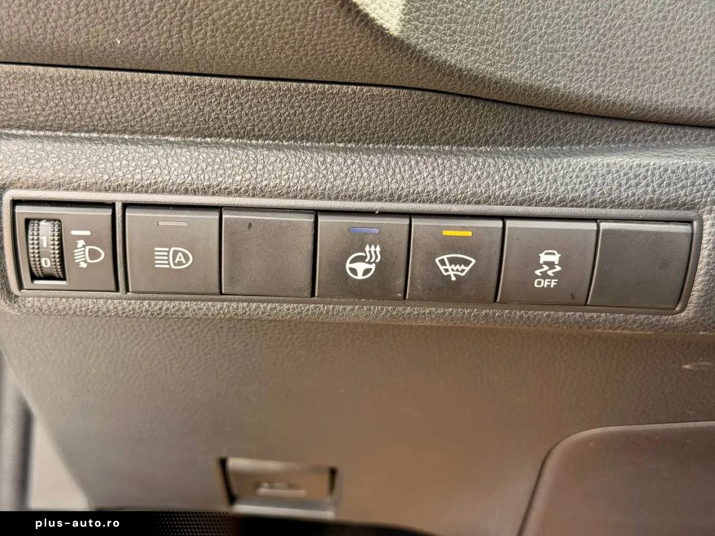 TOYOTA Corolla Hybrid Comfort LED NAV KAMERA