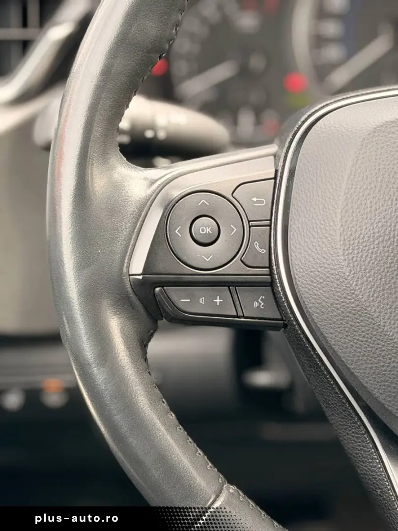 TOYOTA Corolla Hybrid Comfort LED NAV KAMERA