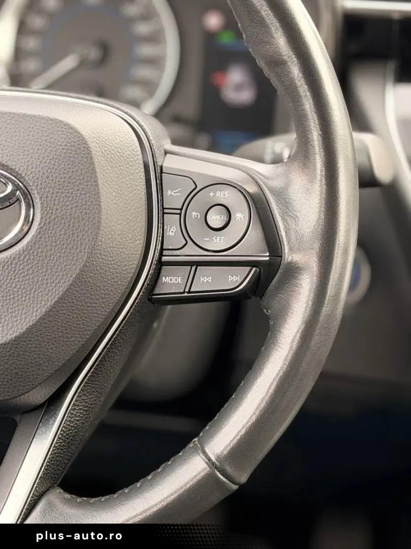 TOYOTA Corolla Hybrid Comfort LED NAV KAMERA
