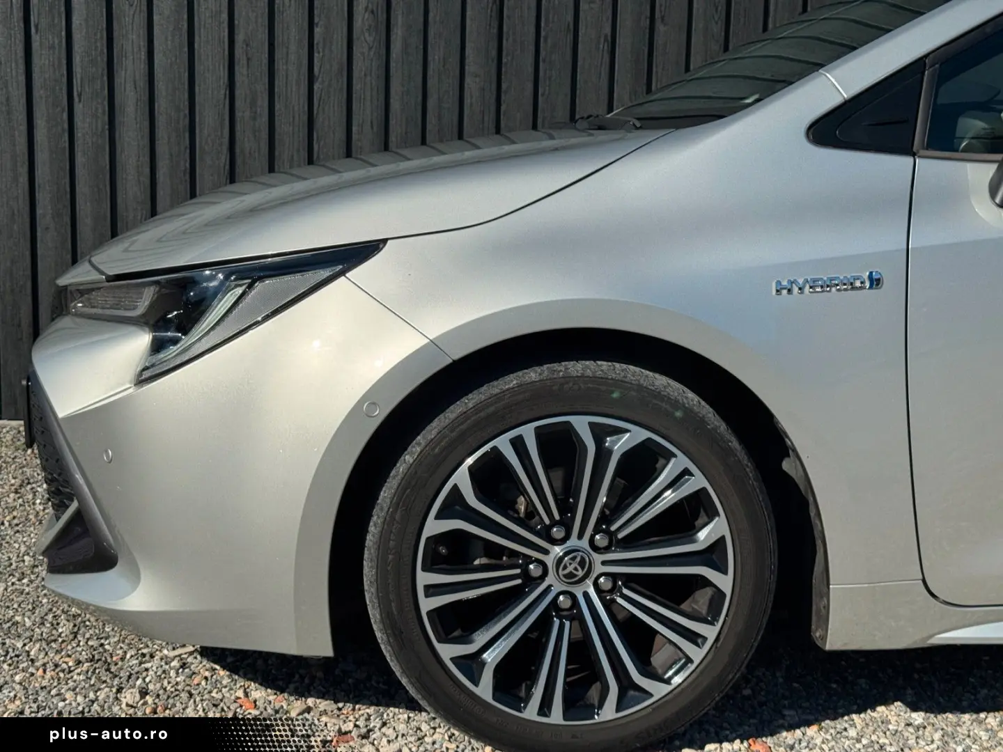 TOYOTA Corolla 1.8l Hybrid Team D Technik Paket 17 Alu