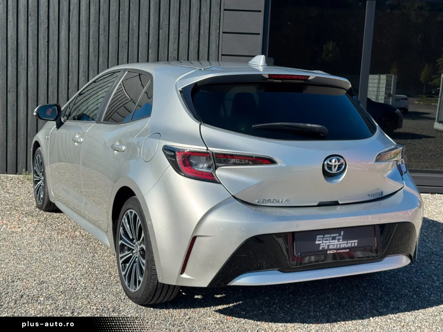 TOYOTA Corolla 1.8l Hybrid Team D Technik Paket 17 Alu
