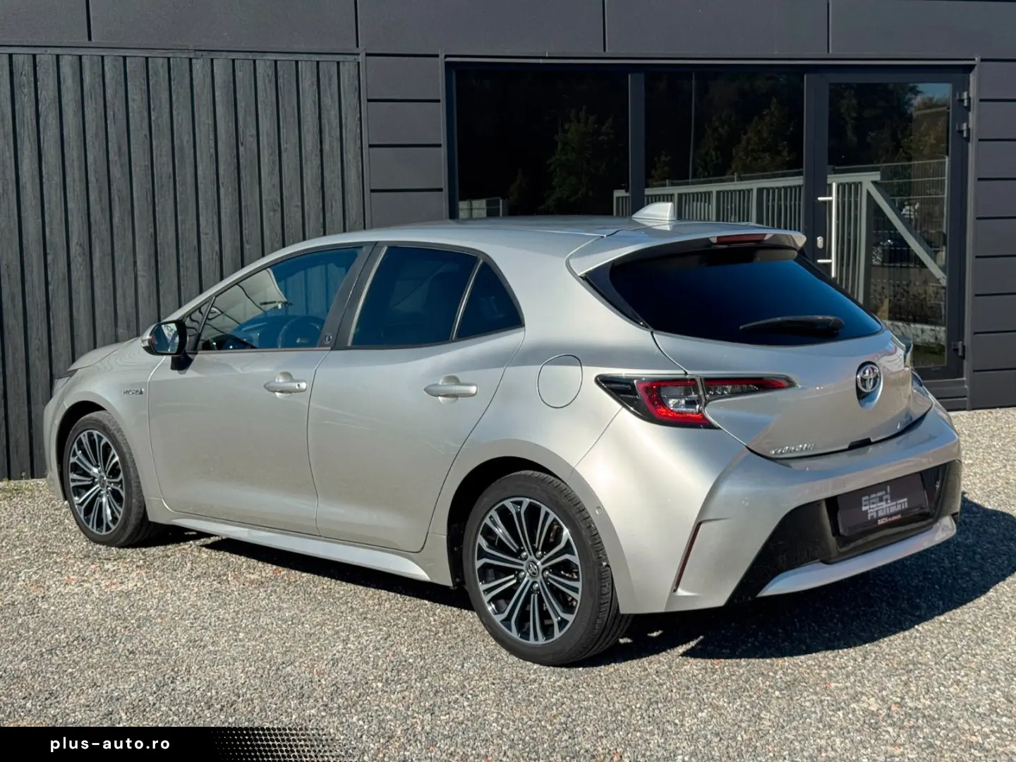TOYOTA Corolla 1.8l Hybrid Team D Technik Paket 17 Alu