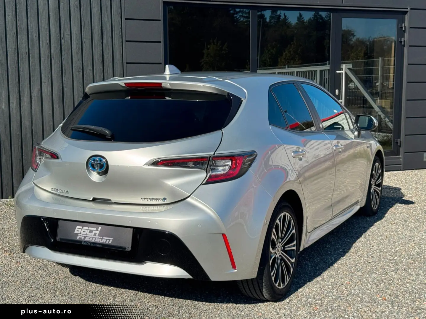 TOYOTA Corolla 1.8l Hybrid Team D Technik Paket 17 Alu