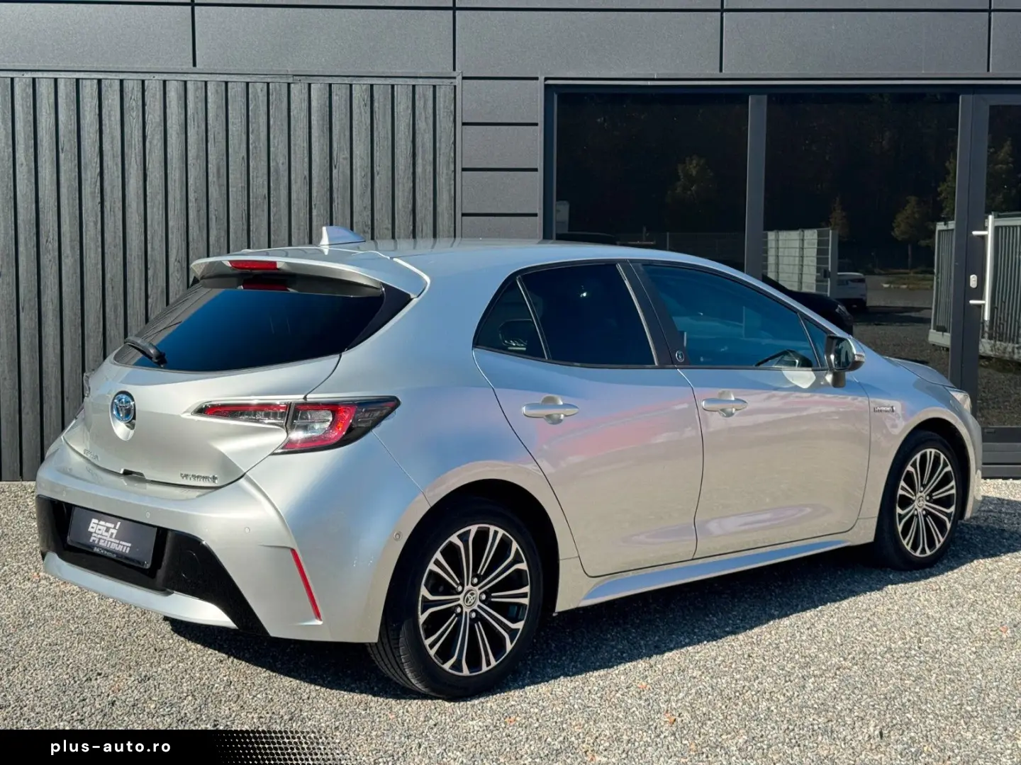 TOYOTA Corolla 1.8l Hybrid Team D Technik Paket 17 Alu