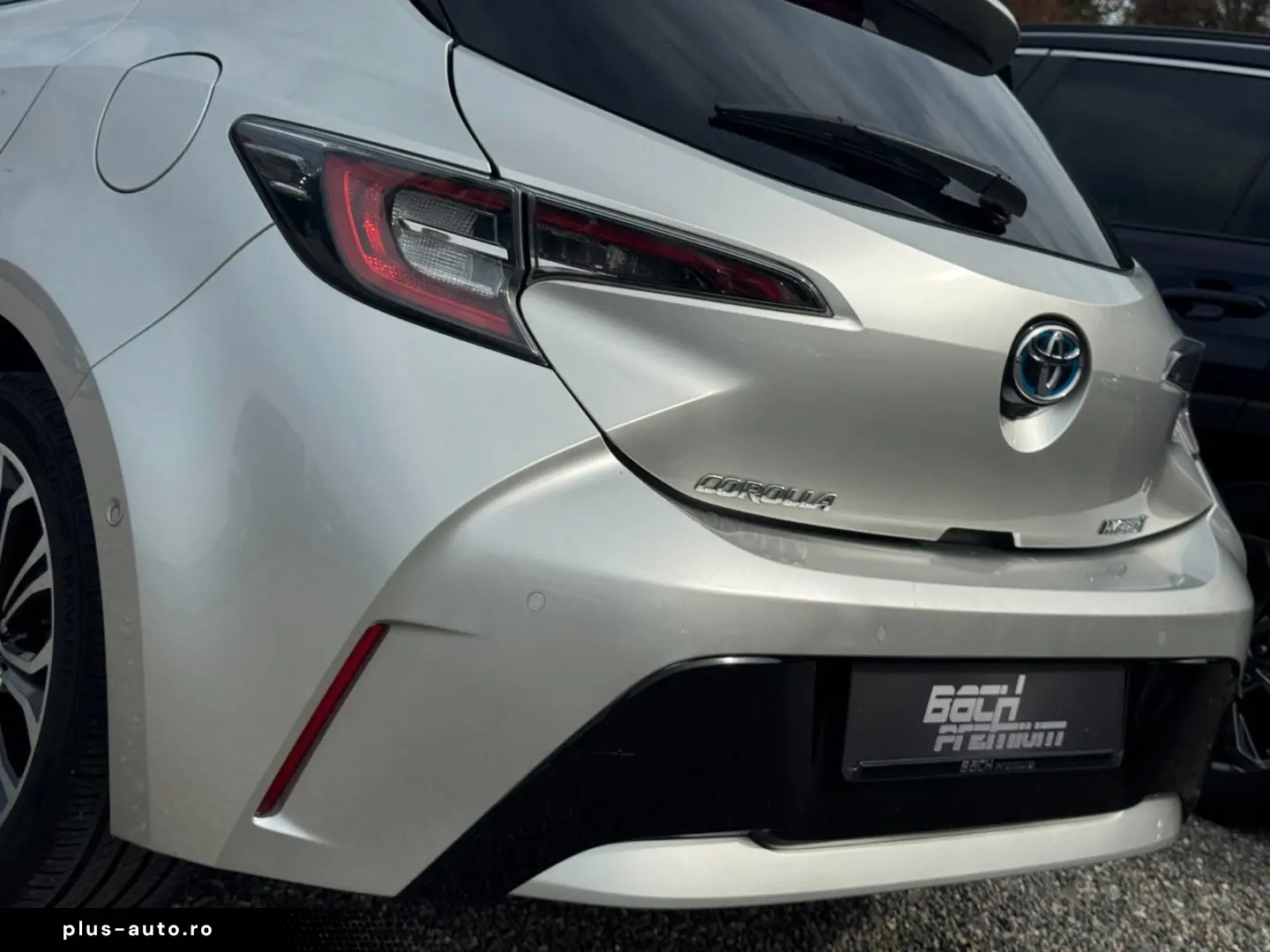 TOYOTA Corolla 1.8l Hybrid Team D Technik Paket 17 Alu