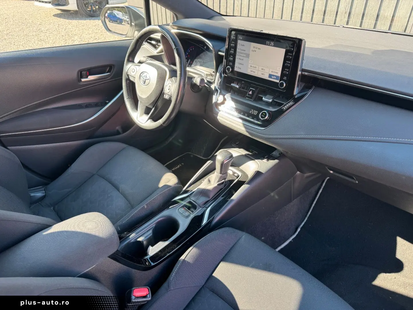 TOYOTA Corolla 1.8l Hybrid Team D Technik Paket 17 Alu