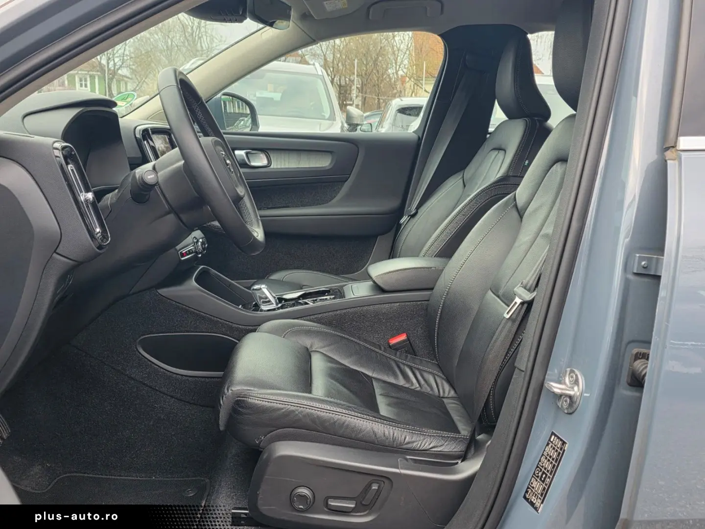 VOLVO XC40 B4 Inscription  Leder  360   Pilot-Assist