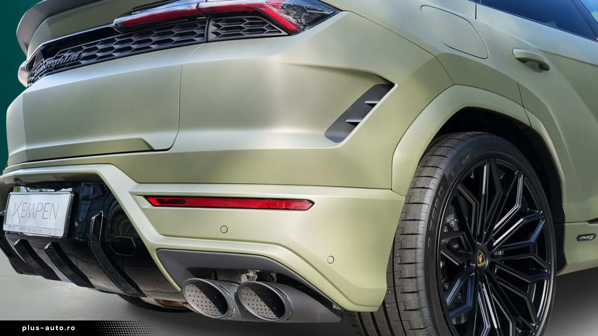 Lamborghini Urus SE Style Matt B&O Pano Carbon