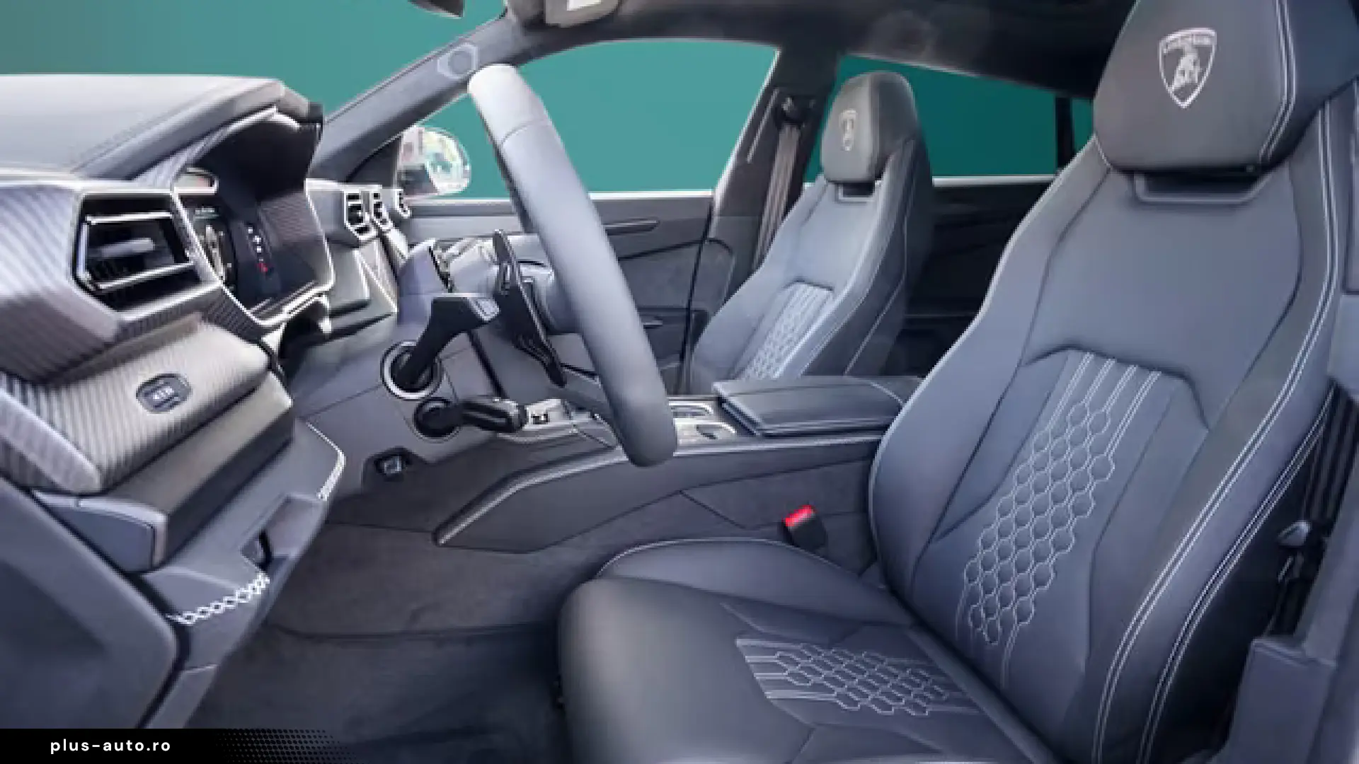 Lamborghini Urus SE Style Matt B&O Pano Carbon