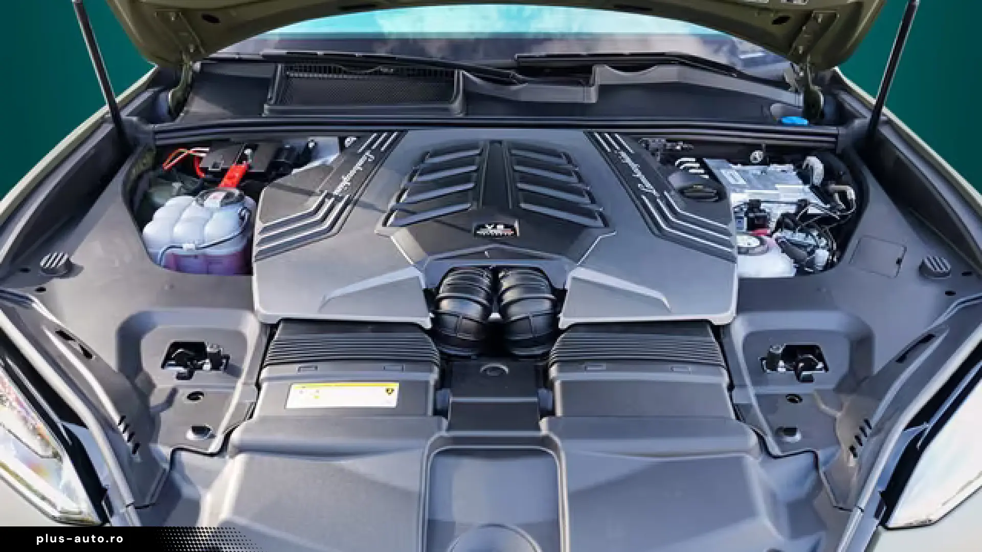 Lamborghini Urus SE Style Matt B&O Pano Carbon
