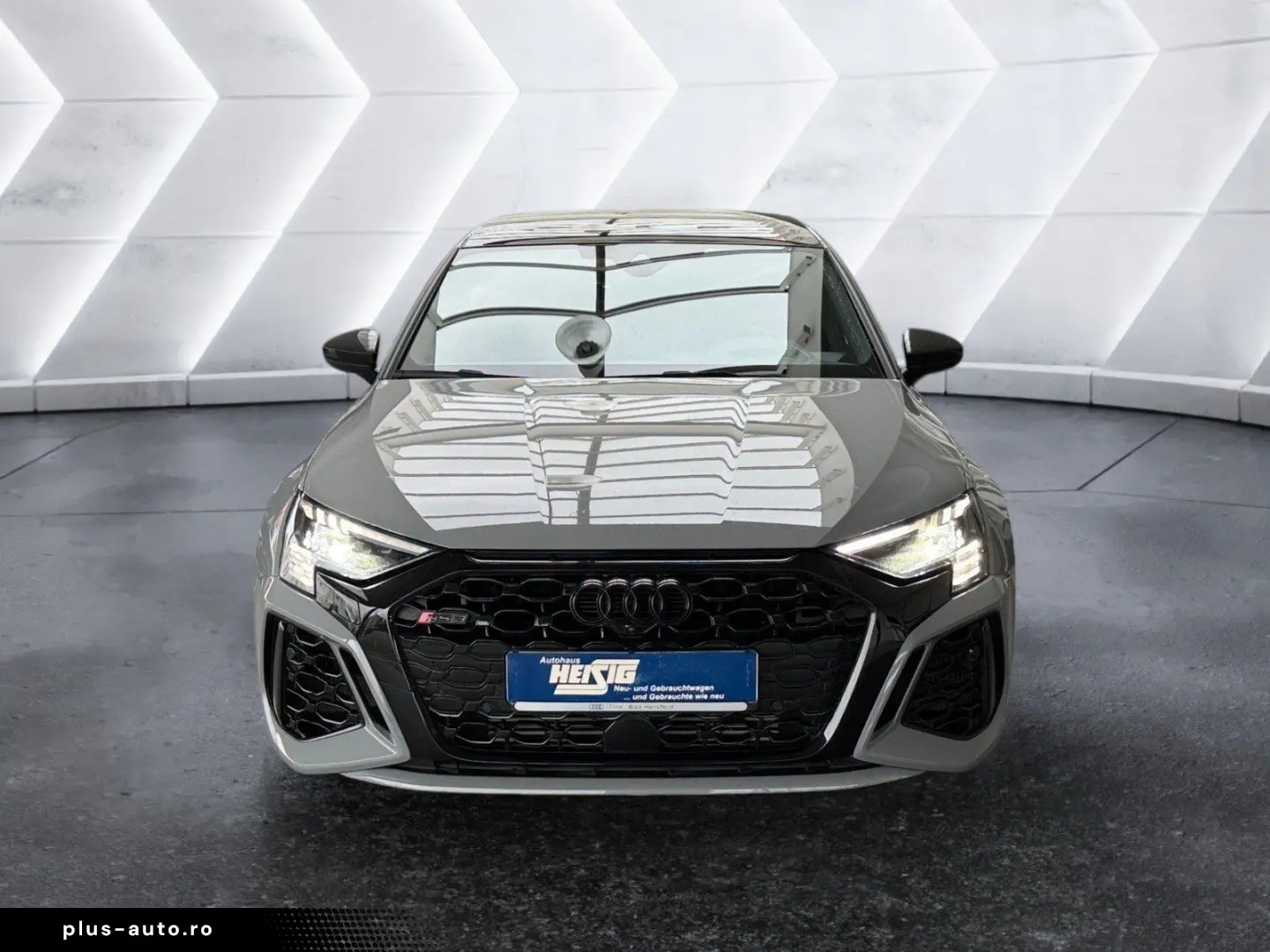 AUDI RS3 Sportback 2.5 TFSI quattro V-MAX   RS-SPORT