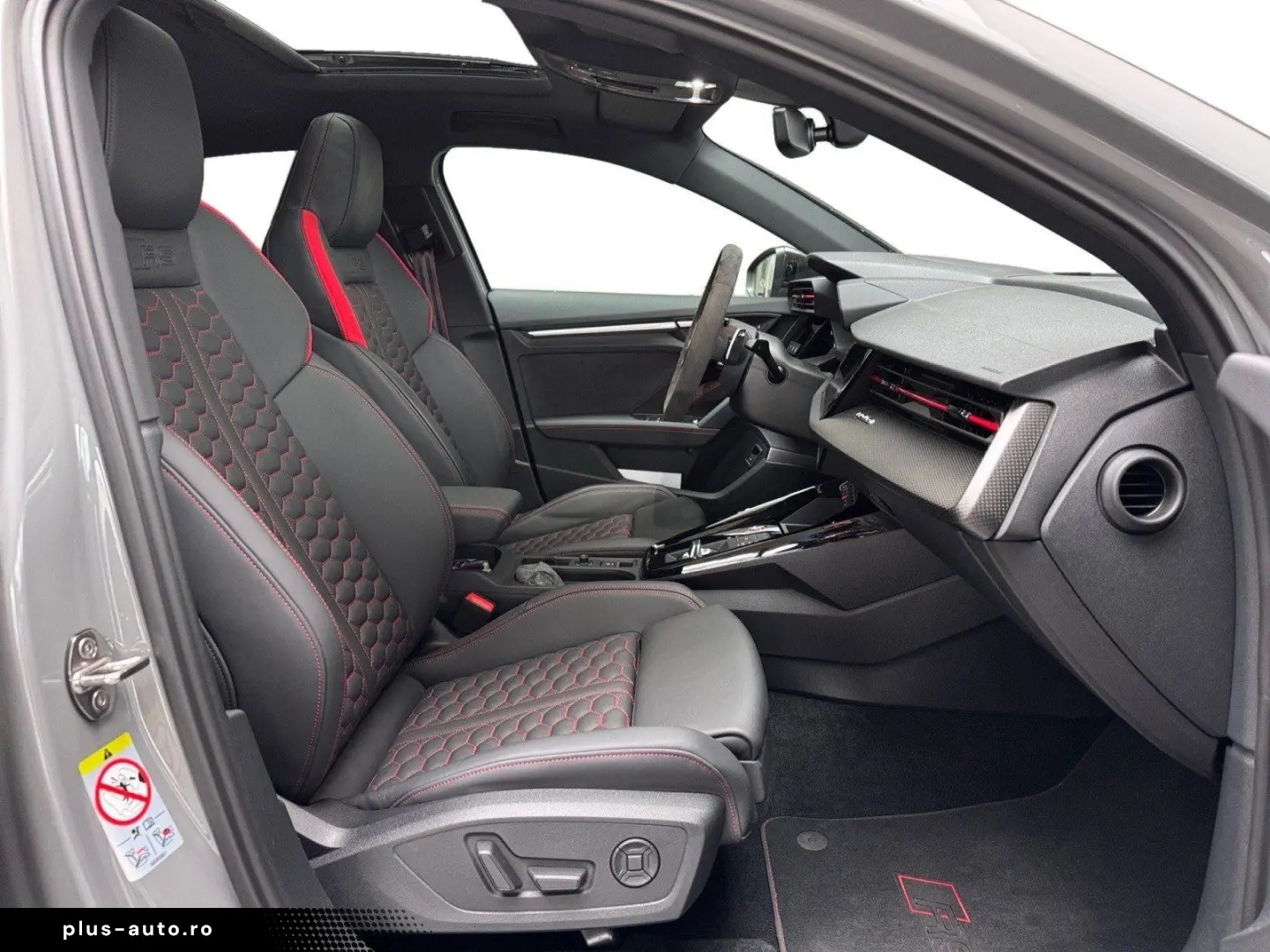 AUDI RS3 Sportback 2.5 TFSI quattro V-MAX   RS-SPORT