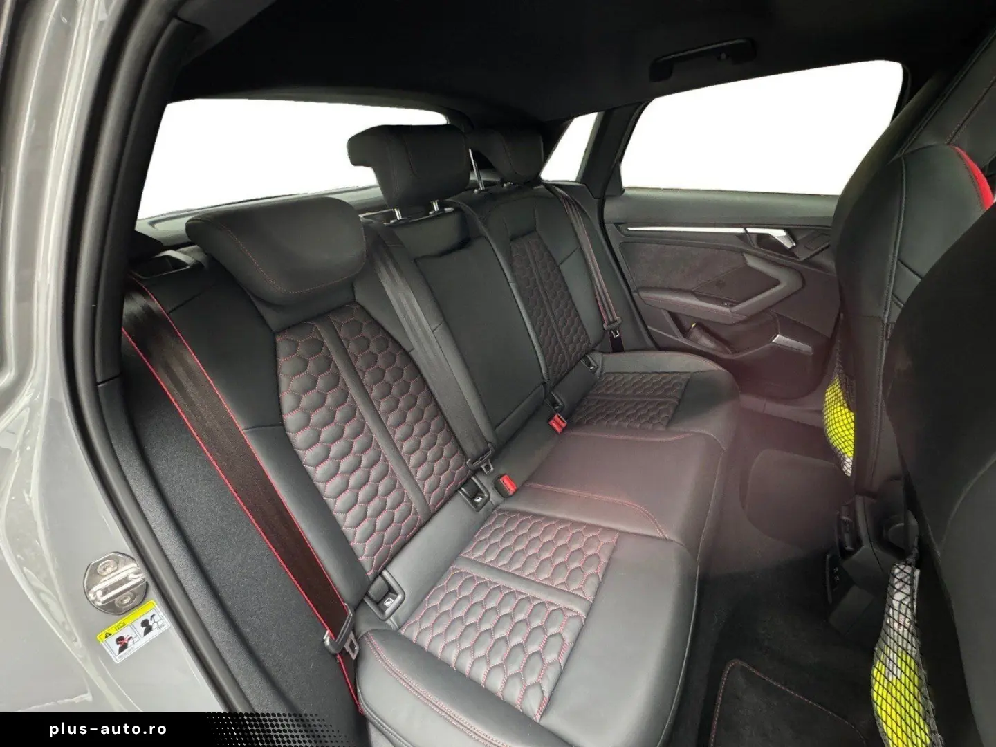AUDI RS3 Sportback 2.5 TFSI quattro V-MAX   RS-SPORT