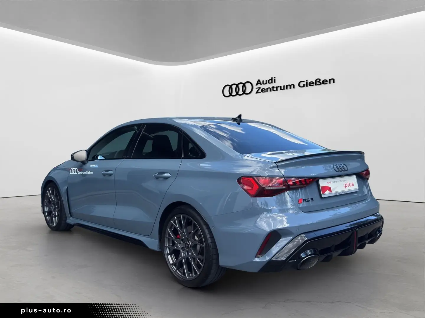 AUDI RS 3 Limousine 2.5 TFSI quattro Black HuD Matrix
