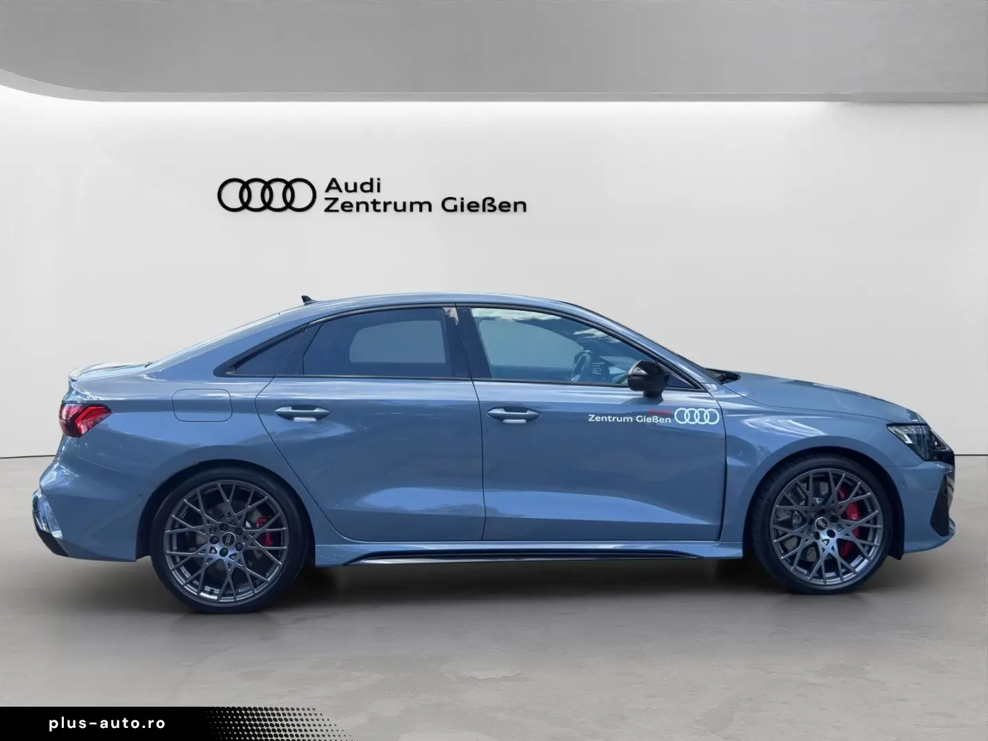AUDI RS 3 Limousine 2.5 TFSI quattro Black HuD Matrix
