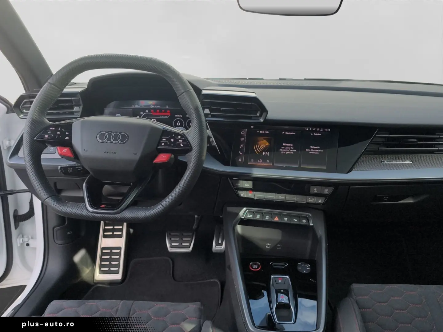 AUDI RS3 Limo TFSI Q PANO RS-SCHALENSITZE SONOS