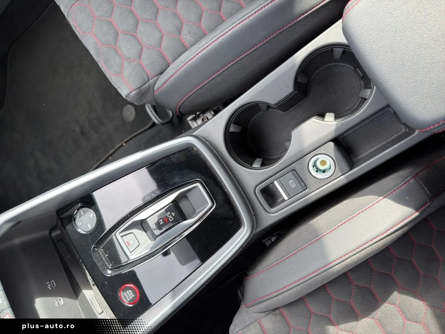 AUDI RS3 Limo TFSI Q PANO RS-SCHALENSITZE SONOS