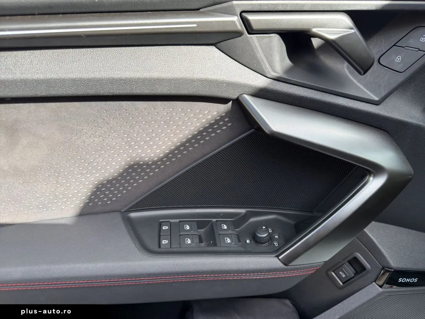 AUDI RS3 Limo TFSI Q PANO RS-SCHALENSITZE SONOS