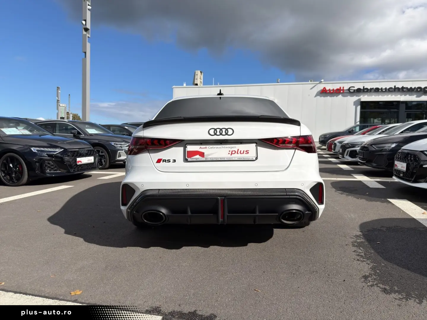 AUDI RS3 Limo TFSI Q PANO RS-SCHALENSITZE SONOS
