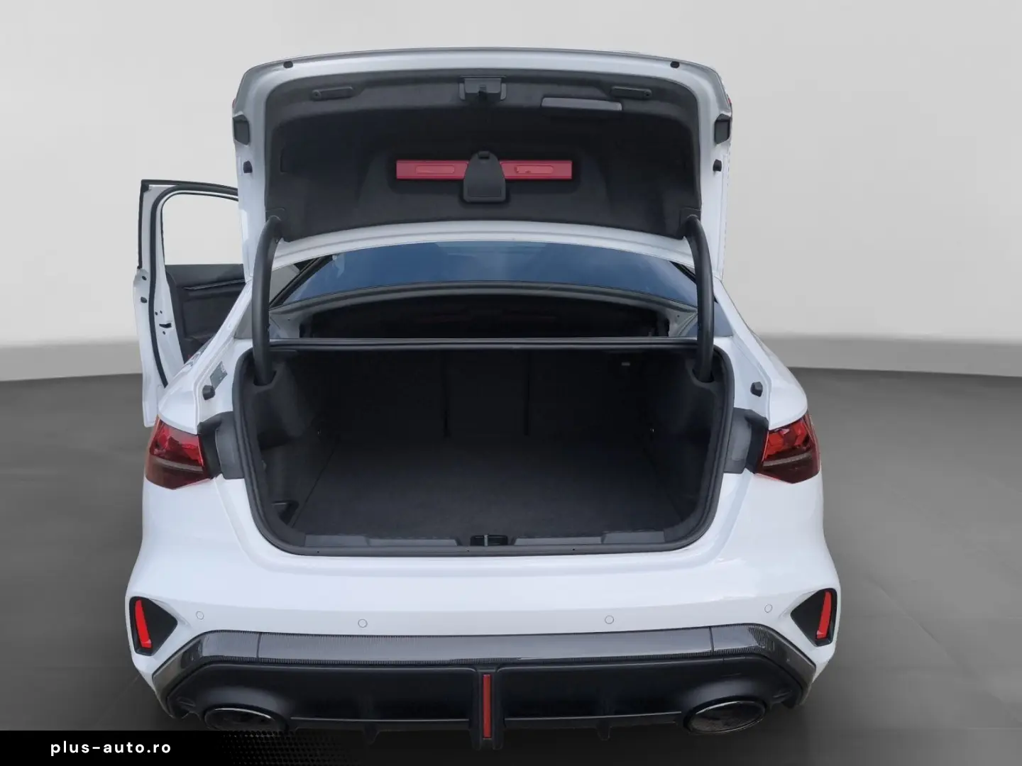 AUDI RS3 Limo TFSI Q PANO RS-SCHALENSITZE SONOS