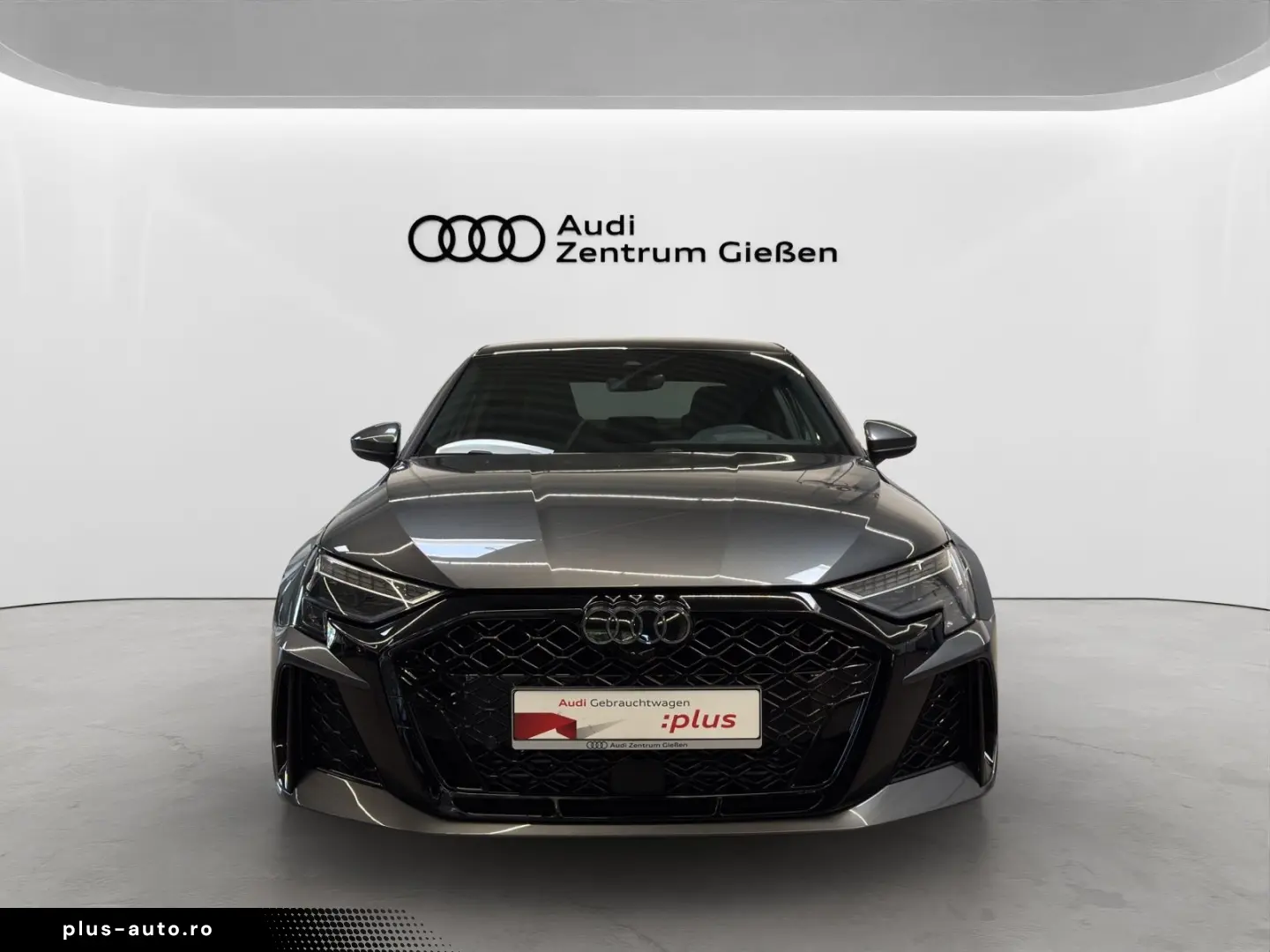 AUDI RS 3 Limousine TFSI quattro basis HuD Pano Matri