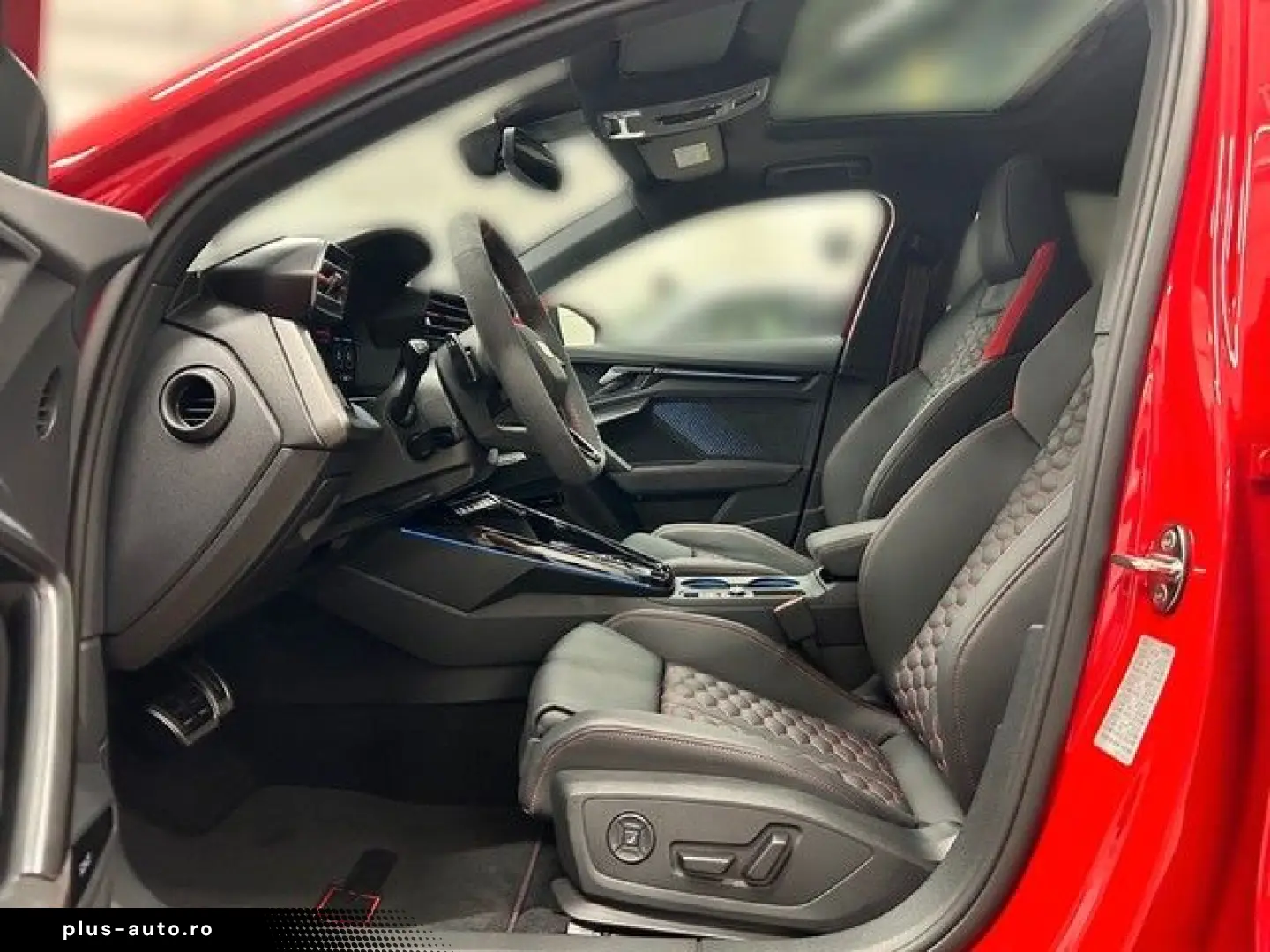 AUDI RS3 Limousine TFSI quattro  HEAD-UP PANO SONOS