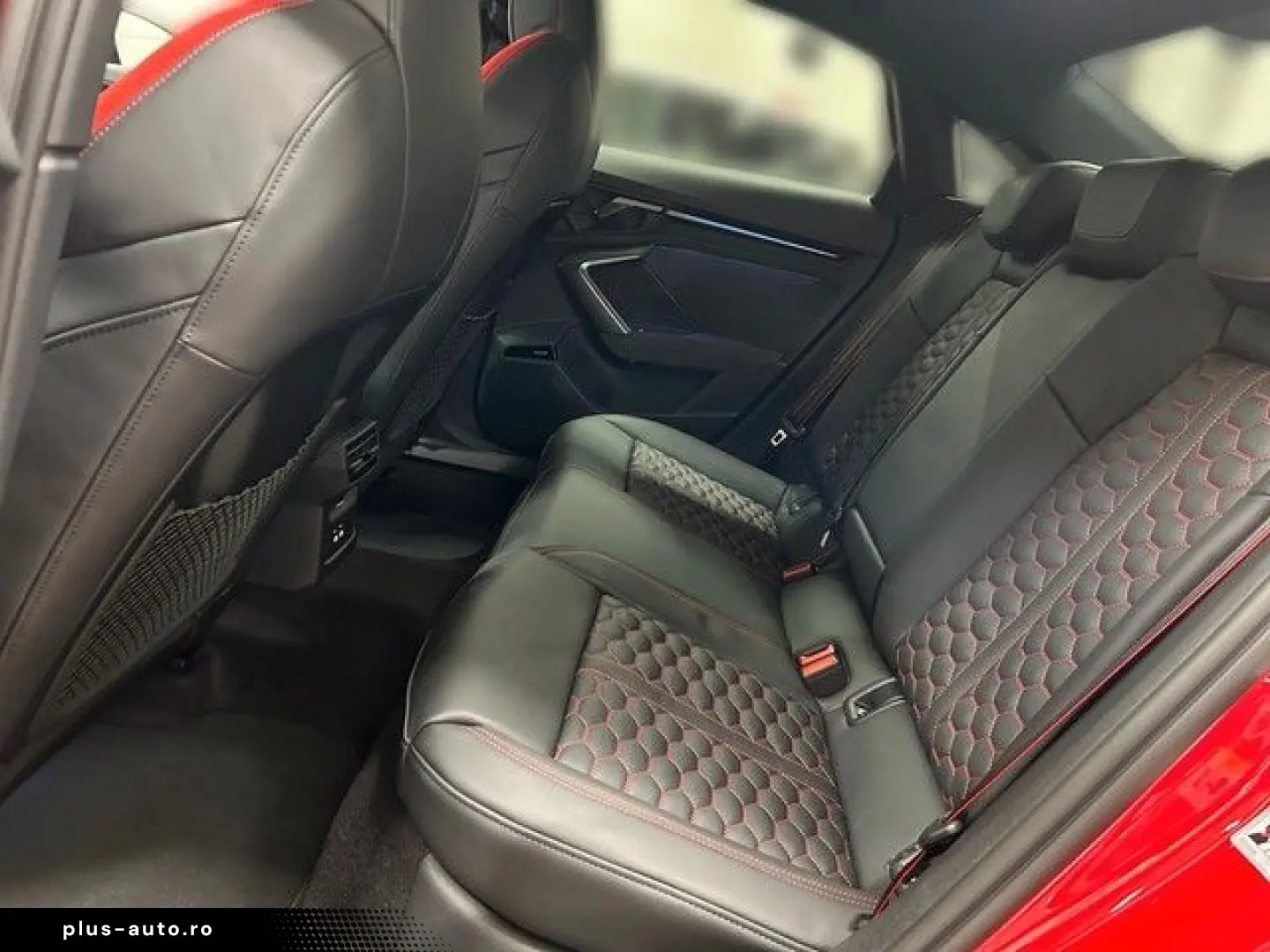 AUDI RS3 Limousine TFSI quattro  HEAD-UP PANO SONOS