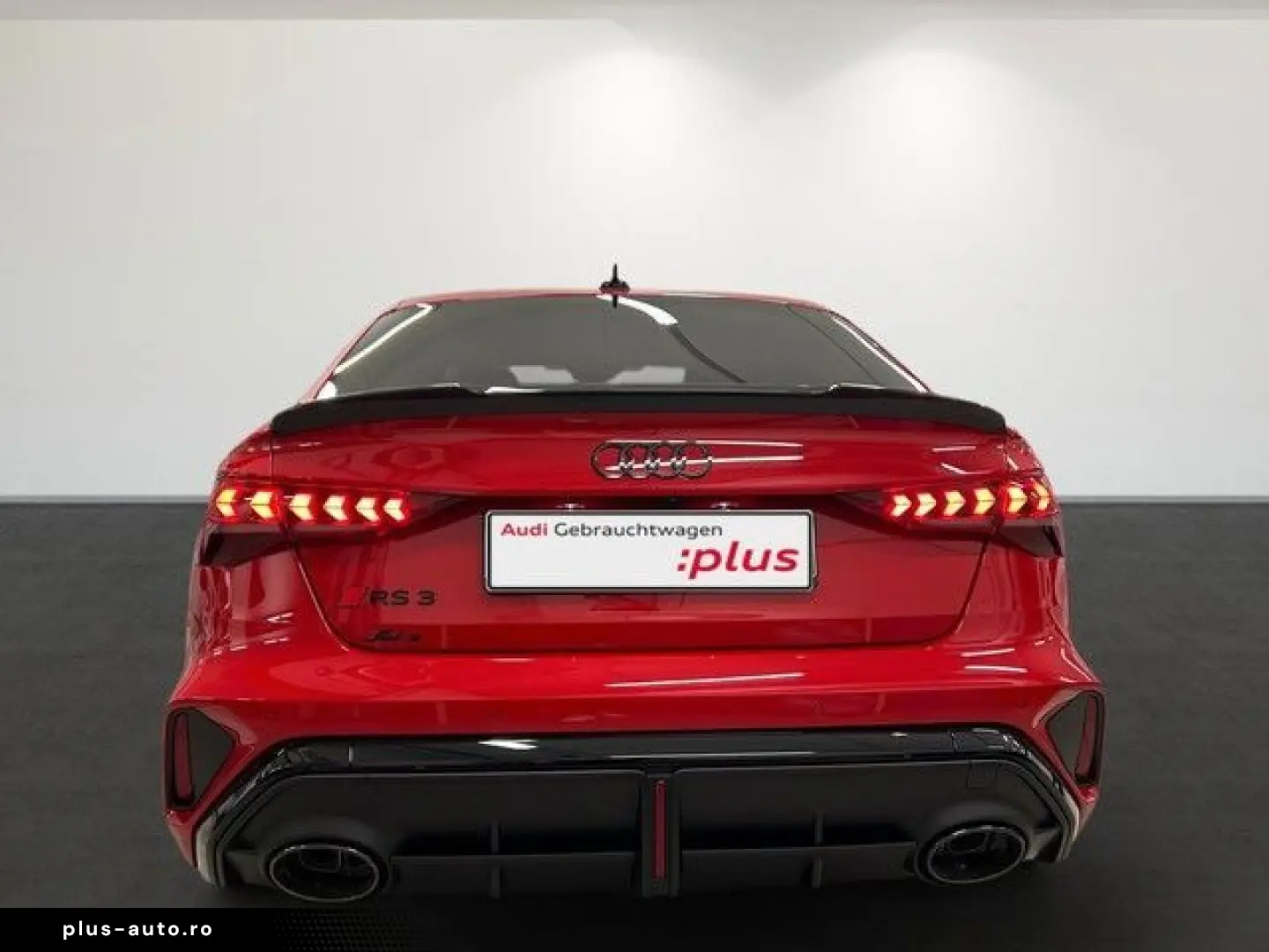 AUDI RS3 Limousine TFSI quattro  HEAD-UP PANO SONOS