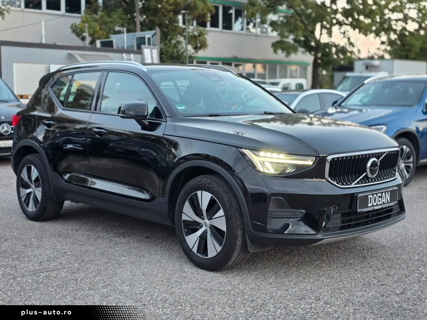 VOLVO XC40 Core  Leder  Pilot-Assyst  Kamera  Google