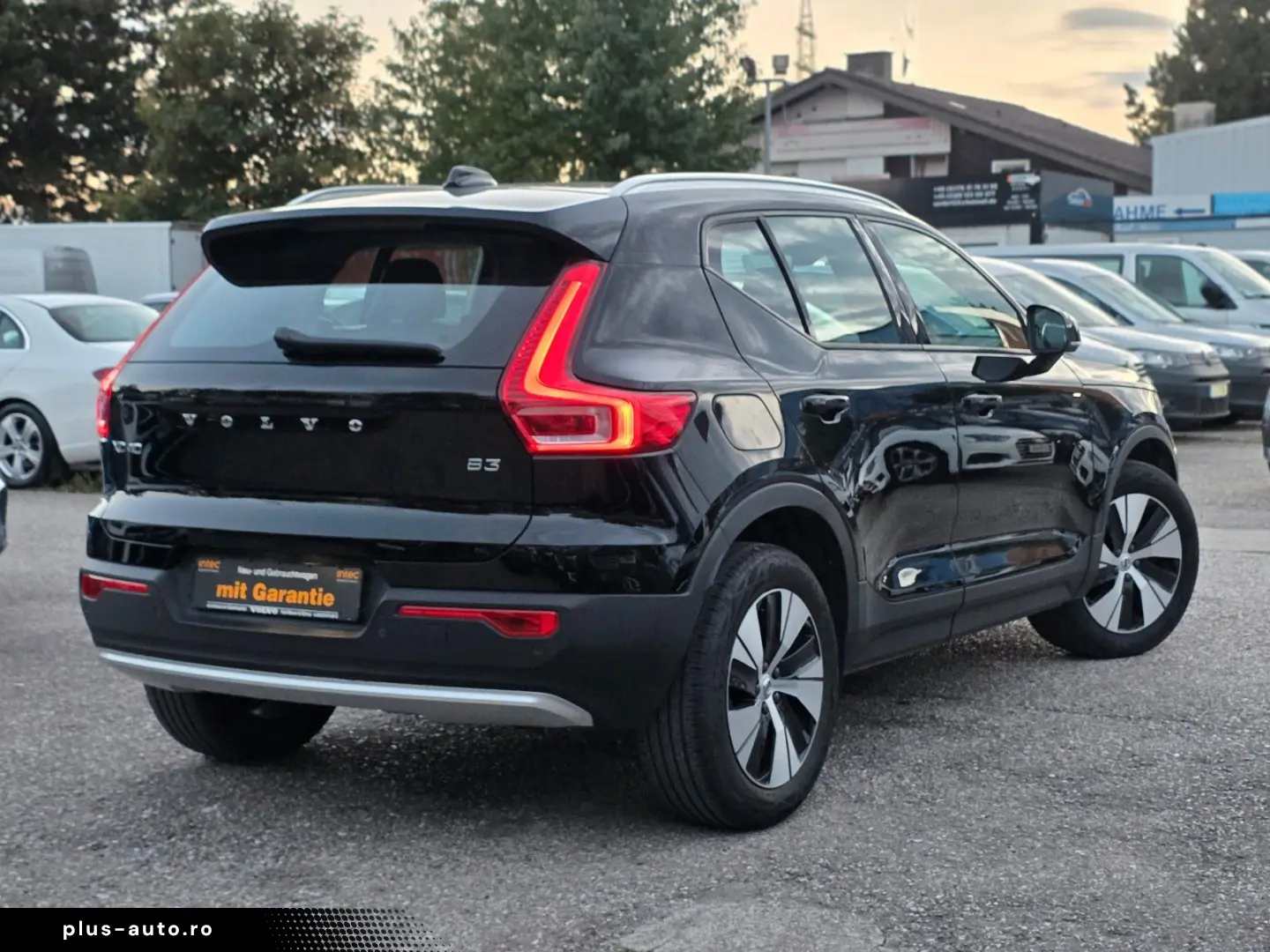VOLVO XC40 Core  Leder  Pilot-Assyst  Kamera  Google