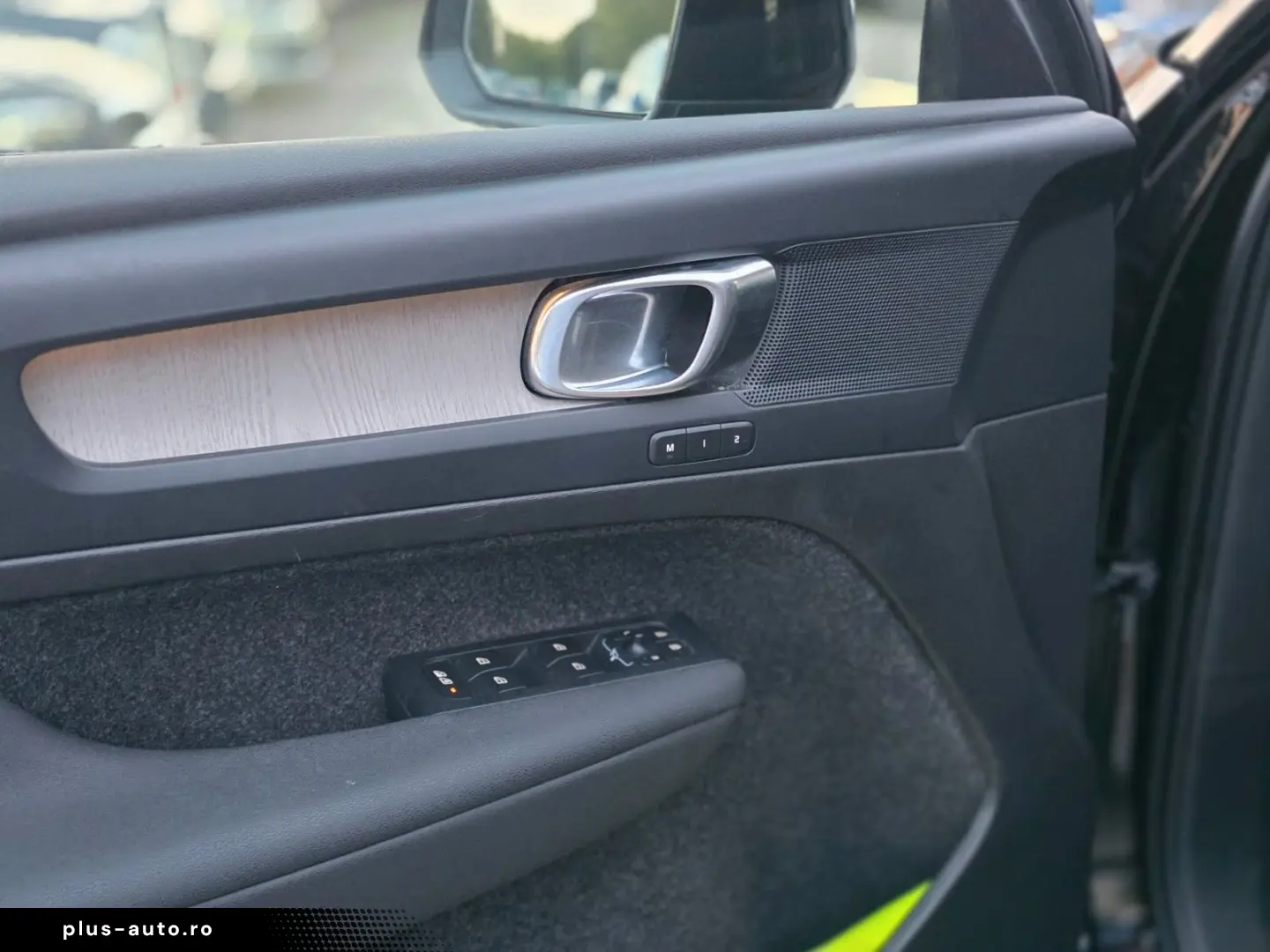 VOLVO XC40 Core  Leder  Pilot-Assyst  Kamera  Google