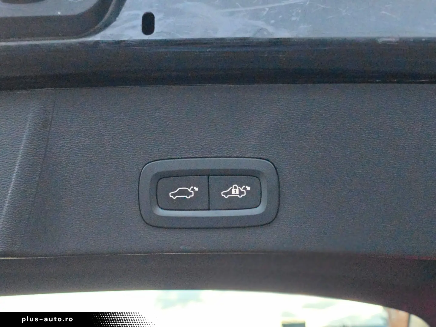VOLVO XC40 Core  Leder  Pilot-Assyst  Kamera  Google