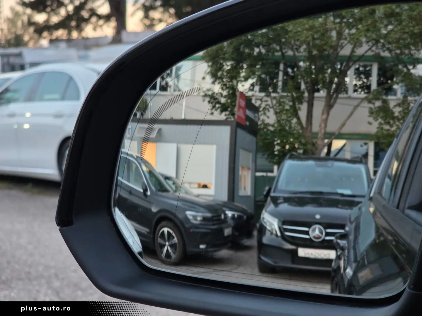 VOLVO XC40 Core  Leder  Pilot-Assyst  Kamera  Google