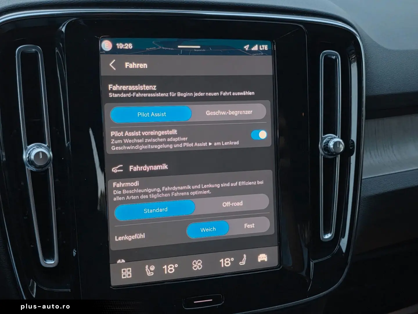VOLVO XC40 Core  Leder  Pilot-Assyst  Kamera  Google